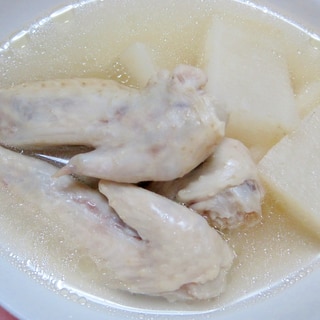鶏手羽先のスープ煮